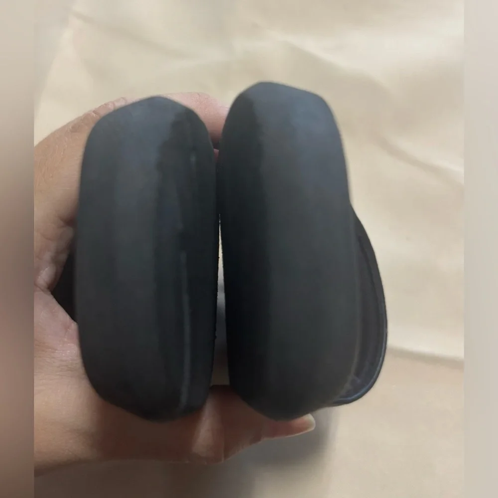 Puma‎ Kids Black and White Slide Sandals